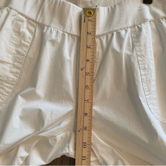 Motherhood Nursing Top Black & White Stripe & Ho Mamma Cargo Capri White L. Set. - Picture 11 of 13